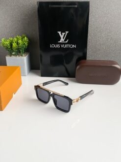 Louis_vuitton_gold_121B