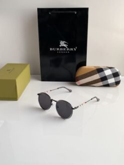 Burburry black 3324