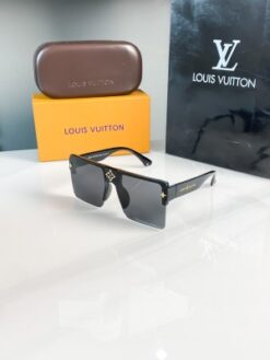 Louis_vuitton_black_3371