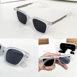 Marc Jacobs silver white m 11-39