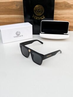 Versace black 0898