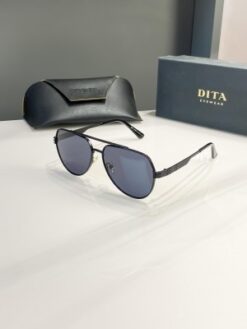 Dita black 084