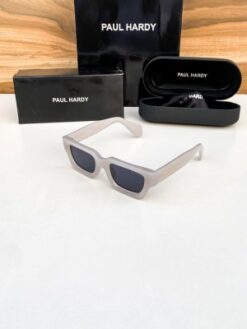 Paul hardy white black 3659